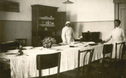 Фотография. Столовая санаторного отделения Ставропольской психиатрической больницы. 1939 г. Из фотоальбома главного врача А.Я. Доршта 1939 г.